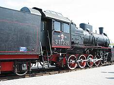 паровоз Эр770-36